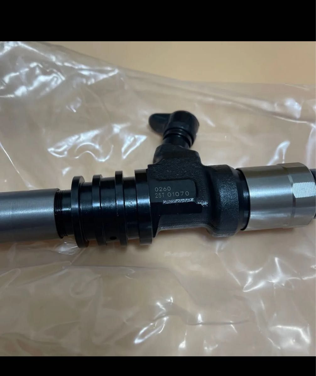 三菱ふそう キャンター 4P10エンジン用インジェクター 純正品 QC000154