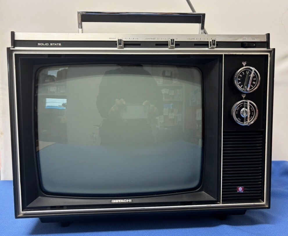 HITACHI MEMORY VISION ブラウン管テレビ　ジャンク品 テレビのフリマアイテム一覧 HITACHI MEMORY VISION ブラウン管テレビ