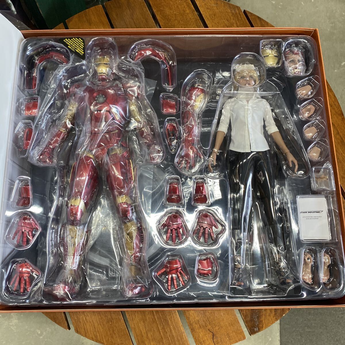 ホットトイズ1/6フィギュア リザード ジオラマ台座 【公式通販】