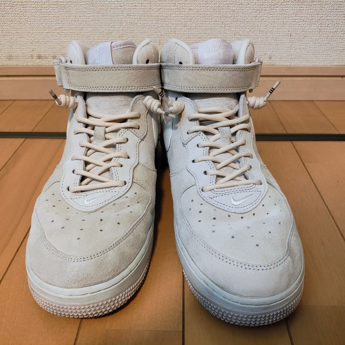 送料無料 即決】NIKE AIR FORCE 1 MID 