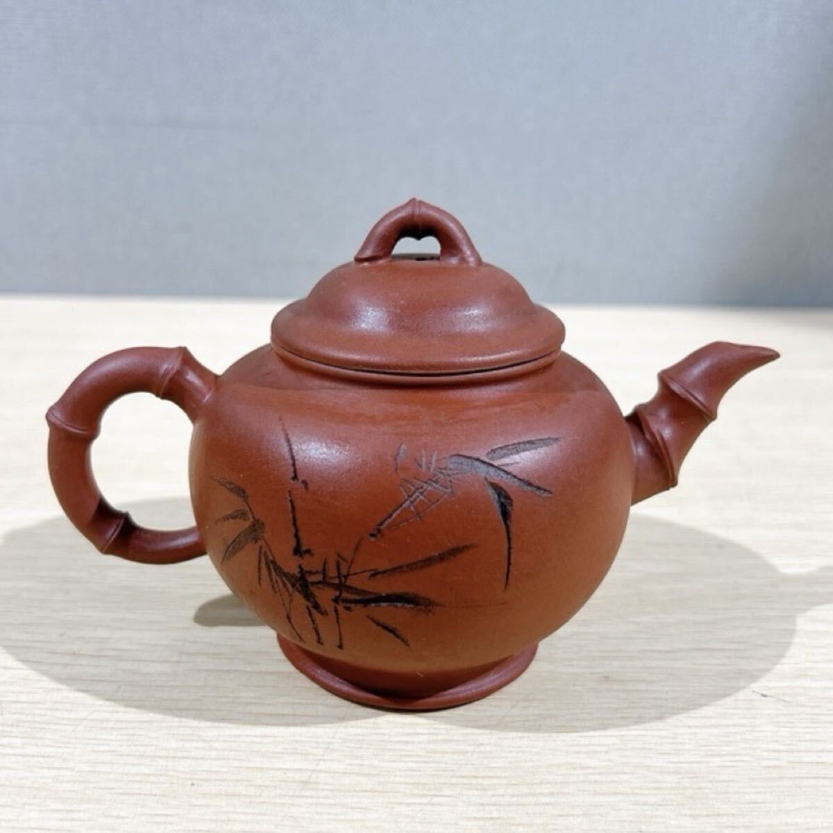 孟臣 底款 刻漢詩 日色冷青松紫砂壷 朱泥 段泥