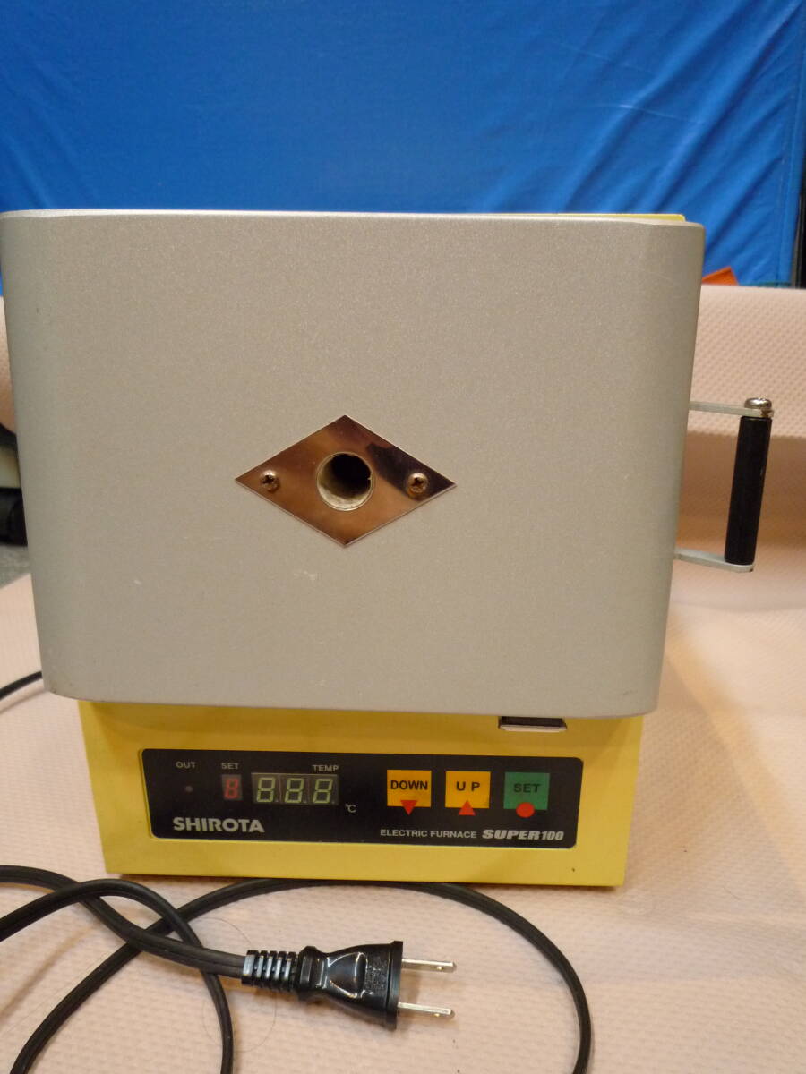 cress 陶芸 小型電気窯 棚板付きの通販はau PAY マーケット - 輸入雑貨 