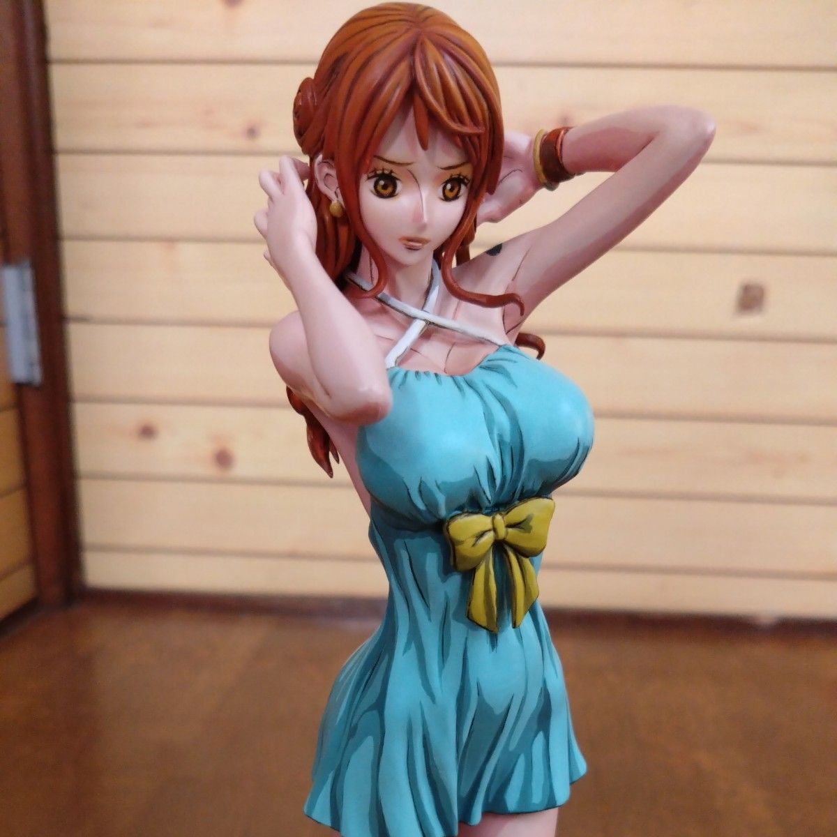ワンピース フィギュア ナミ リペイント
