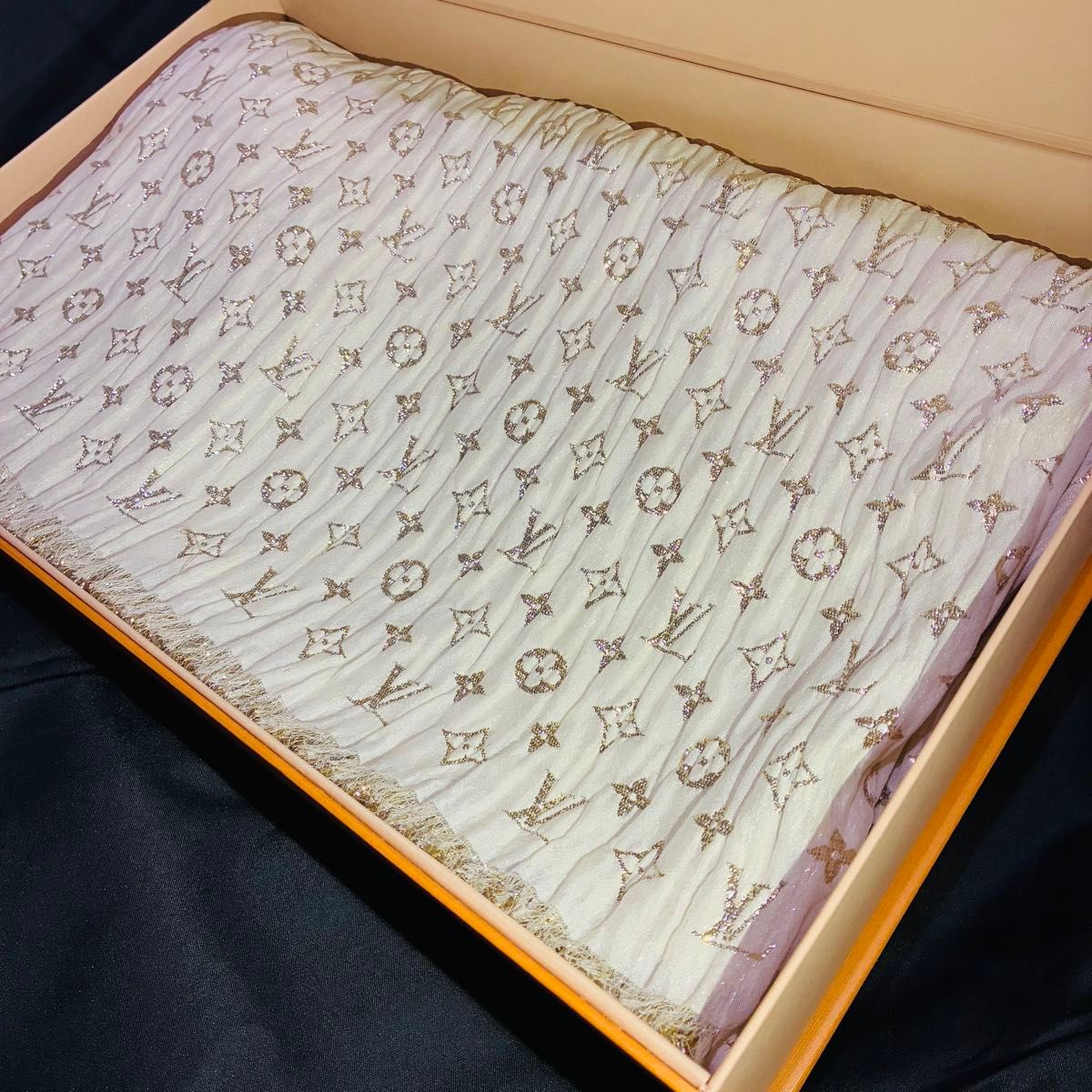 極美品 ルイヴィトン モノグラム エシャルプ ベルベット ストール