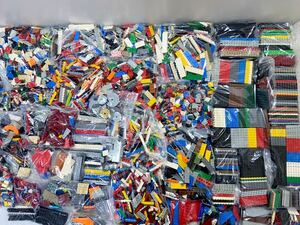 ☆形・サイズ仕分け済み☆ レゴ　大量　約９キロ　プレート　板パーツ　( LEGO 平　平たい　床　基本ブロック