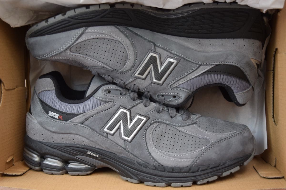 New Balance M2002REH 