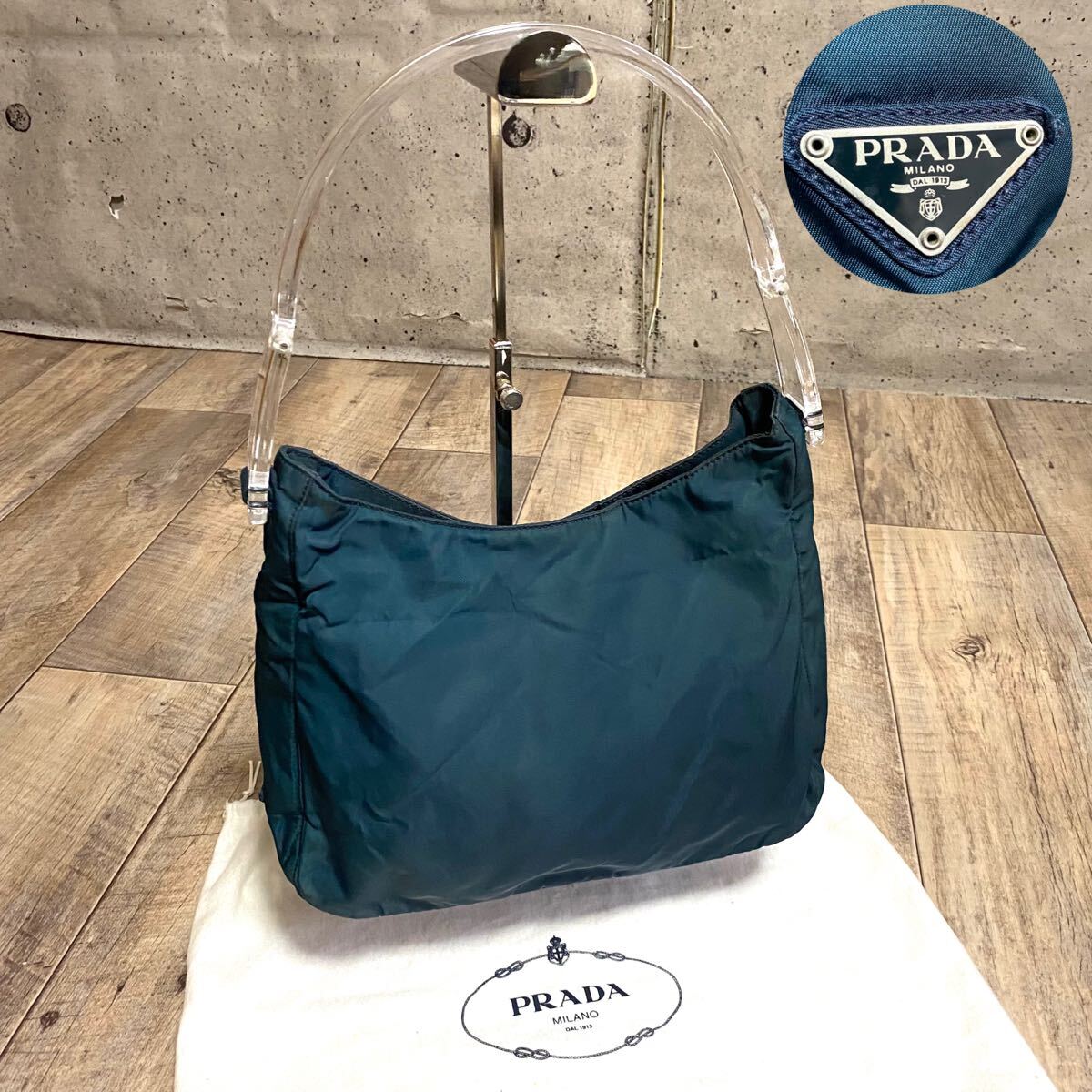 s98【極美品】プラダ 三角ロゴ ナイロン ブラック マルチポケット