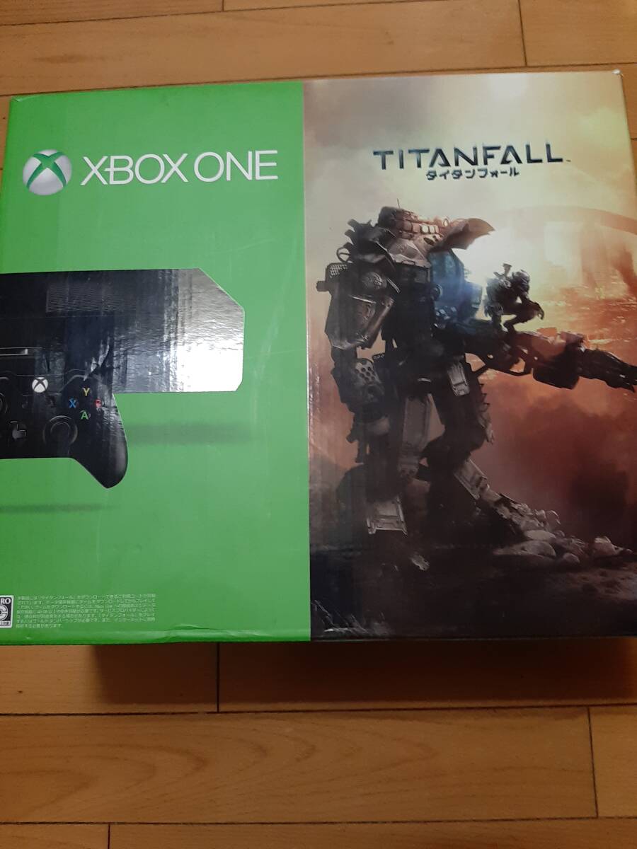 マイクロソフト Xbox One 発売記念版 (タイタンフォール同梱