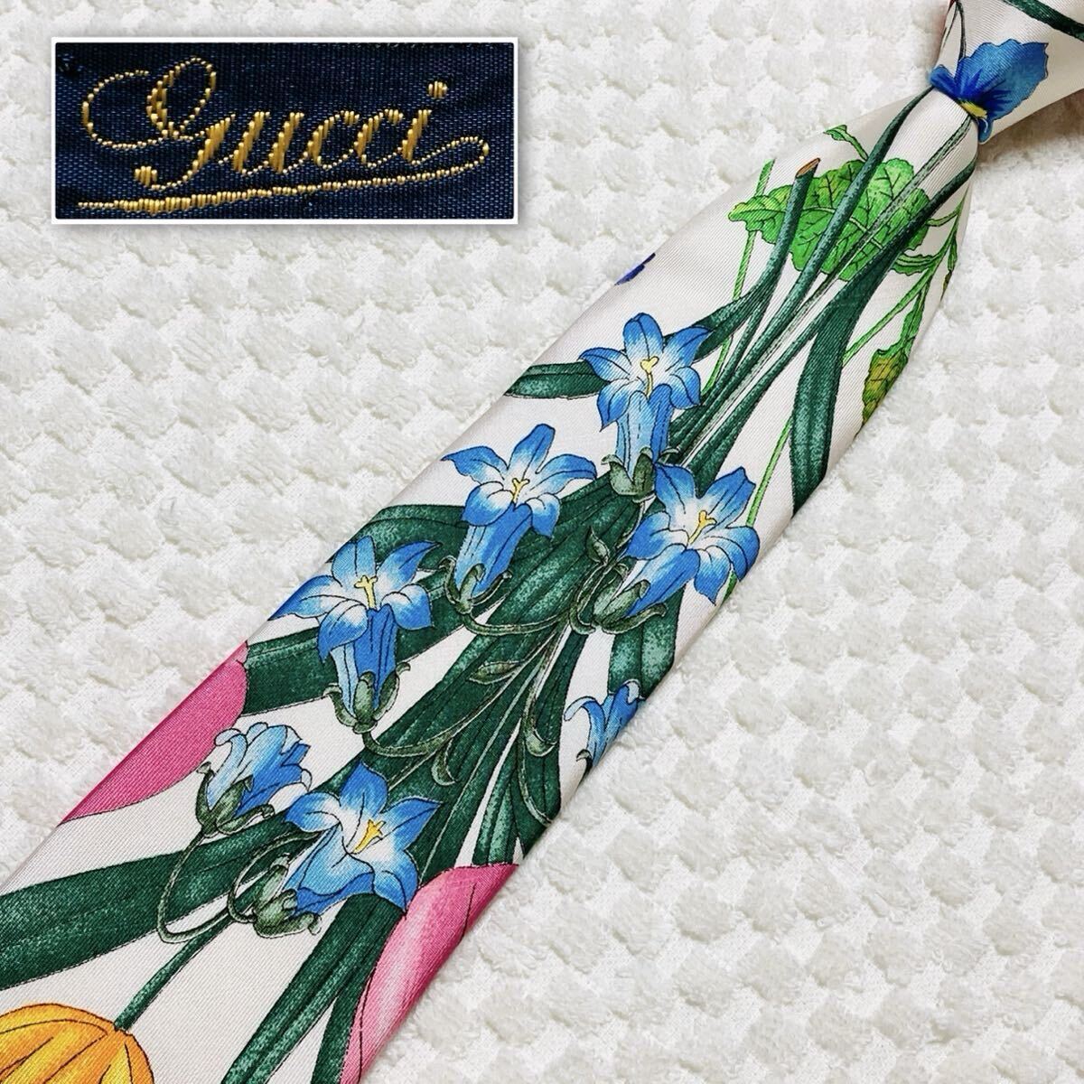 グッチ ネクタイ シルク 花 フラワー アート柄 総柄 ボタニカル 美品 GUCCI（ネクタイ）のフリマアイテム一覧 美品 グッチ ネクタイ シルク