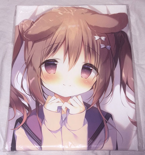 しらたまこC101新作、 制服つららちゃん抱き枕カバーです ✨ いっしょ