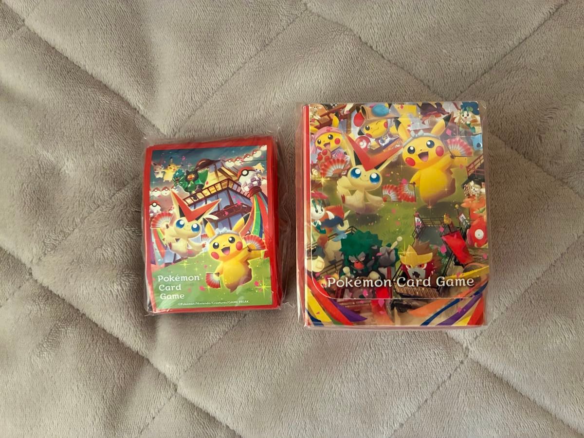 リーリエ&コスモッグセット　スリーブ　デッキケース　　ポケモンカード デッキケース リーリエ&コスモッグ:スペシャルBOX「リーリエ