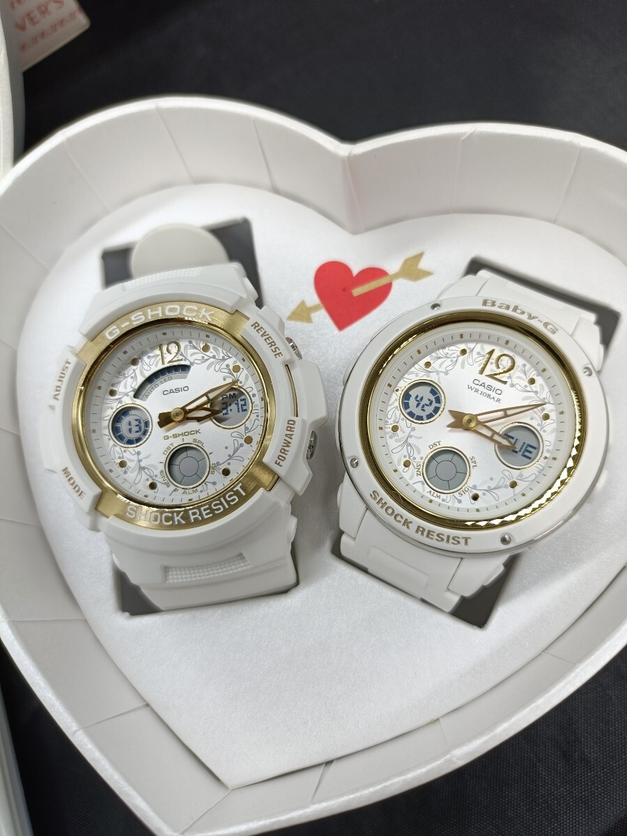 新品同様 美品 G-SHOCK レア ホワイト クラックドパターン CASIO