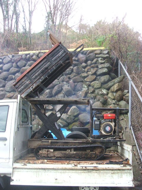油圧 クローラー リフト ダンプ 運搬車 石材 農業 直接引取限定 富士市発 油圧 クローラー リフト ダンプ 運搬車 石材 農業 直接引取限定 富士市
