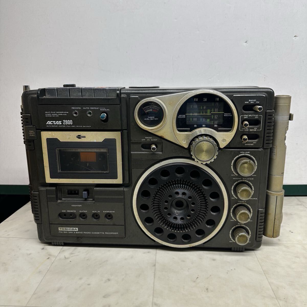 昭和レトロ TOSHIBA 東芝ラジオカセットレコーダー BOMBEAT RT-S89 