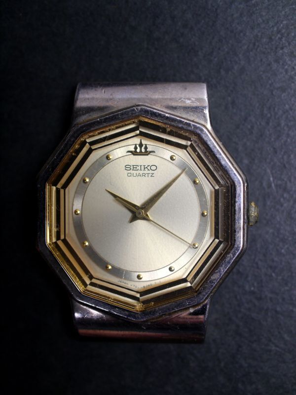 SEIKO v701