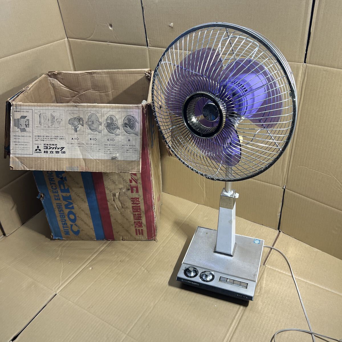 動作確認済み　MITSUBISHI 三菱電機　お座敷扇風機　R30-T2　現状品 ☆MITSUBISHI 三菱電機☆R30-T2型 30cm 標準お座敷扇 扇風機 昭和