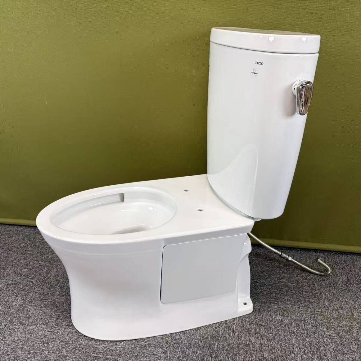 TOTO CS343B (ウォシュレット) 新入荷! TOTO タンク型トイレ CS343BP TCF9135L 壁排水 | 卸福屋