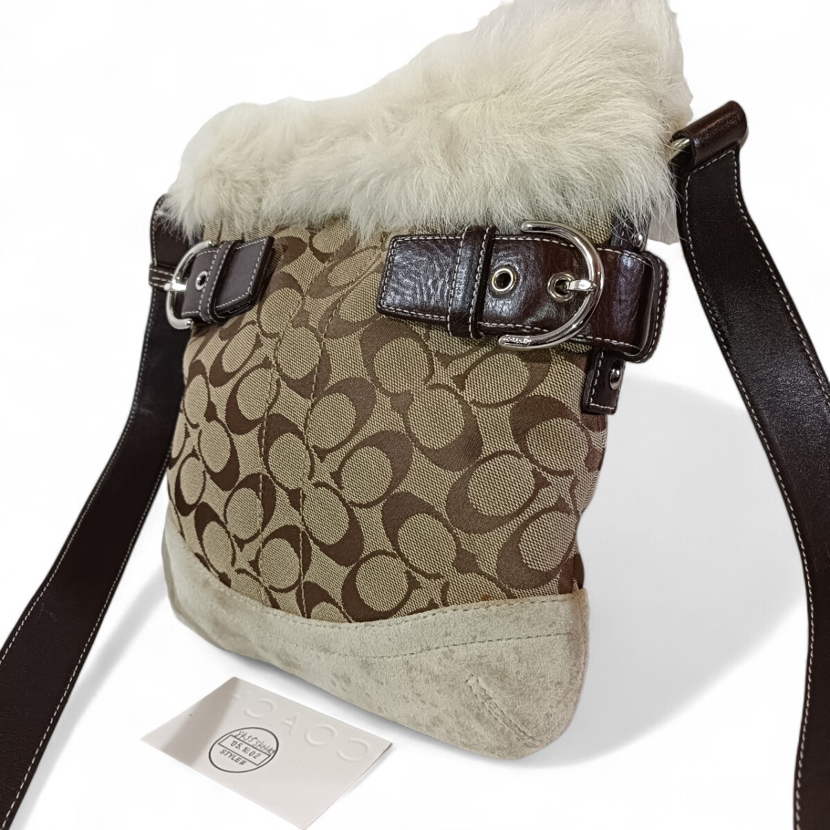 COACH コーチ シグネチャー ショルダーバッグ サコッシュ 斜め掛け COACH コーチ シグネチャー ショルダーバッグ サコッシュ ブラック