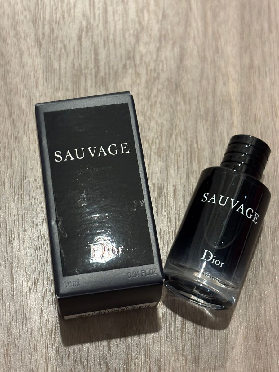 Dior SAUVAGE ソヴァージュ オードゥトワレ ミニボトル 10ml | Shop at
