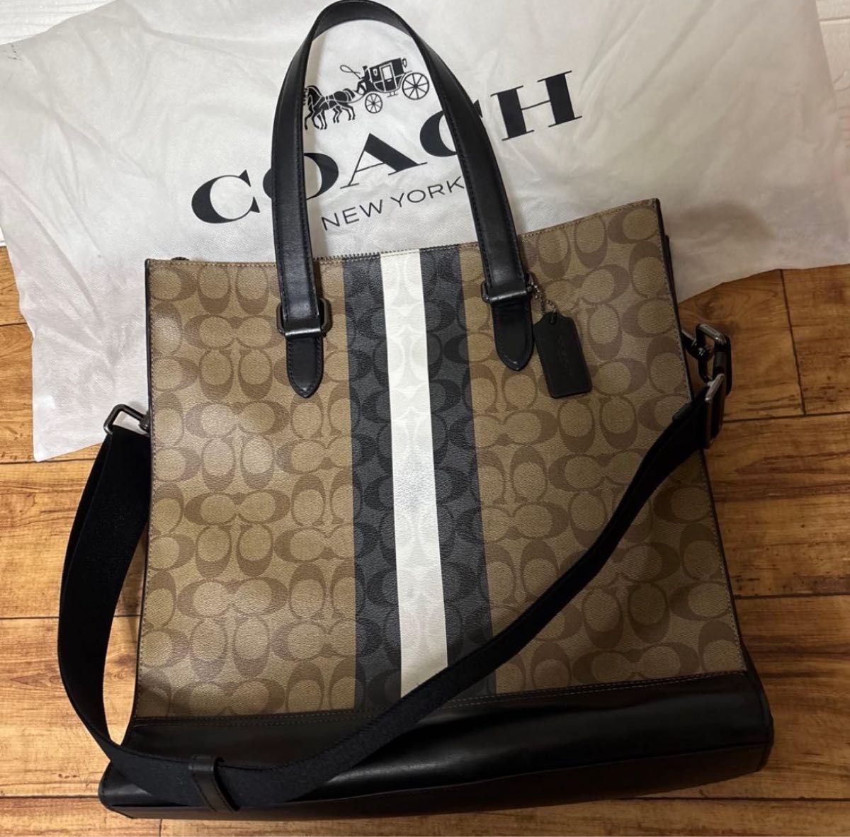 COACH コーチ シグネチャー ストライプ トートバッグ ブラウン | Shop 