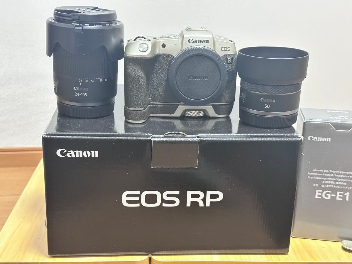 美品】X-T3 FUJIFILM☆ボディ☆純正バッテリー2個＆純正グリップ