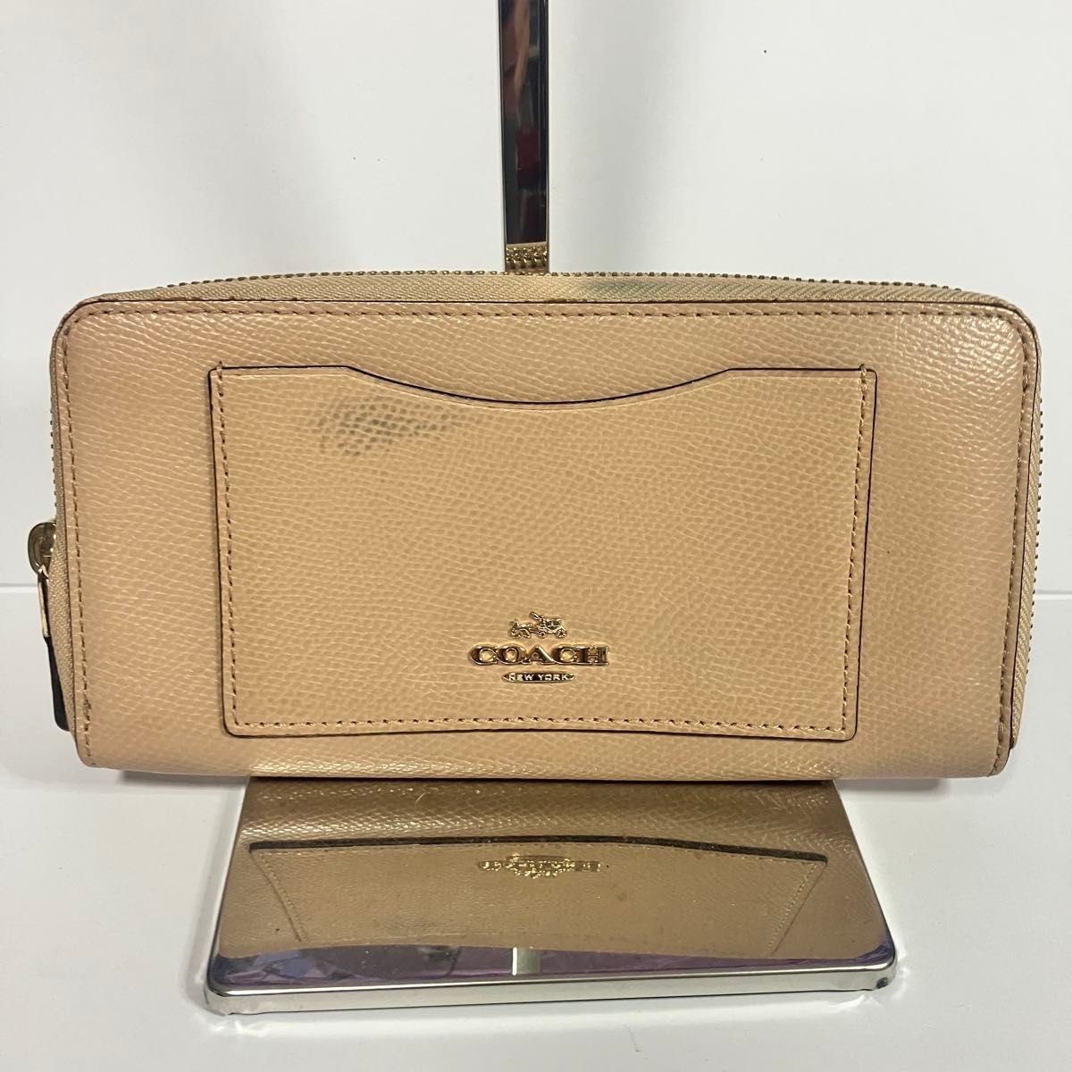 COACH コーチ ラウンドジップ長財布 メタル シャンパンゴールド 多収納 