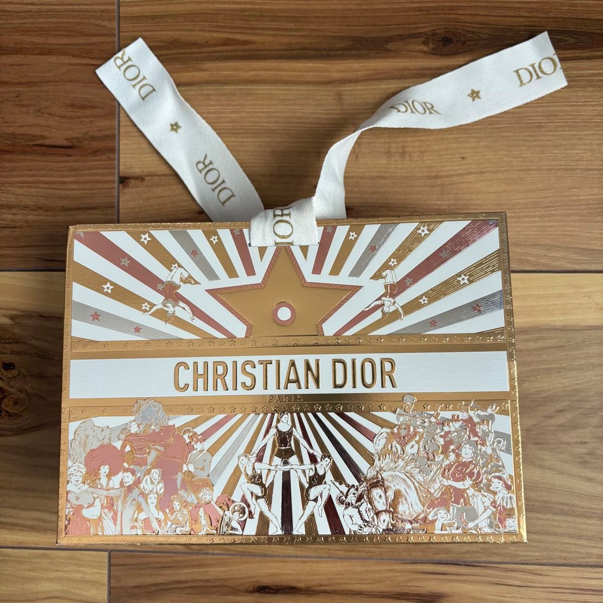 Dior ディオール ショッパー 紙袋 リボン付き ホワイト ギフト袋