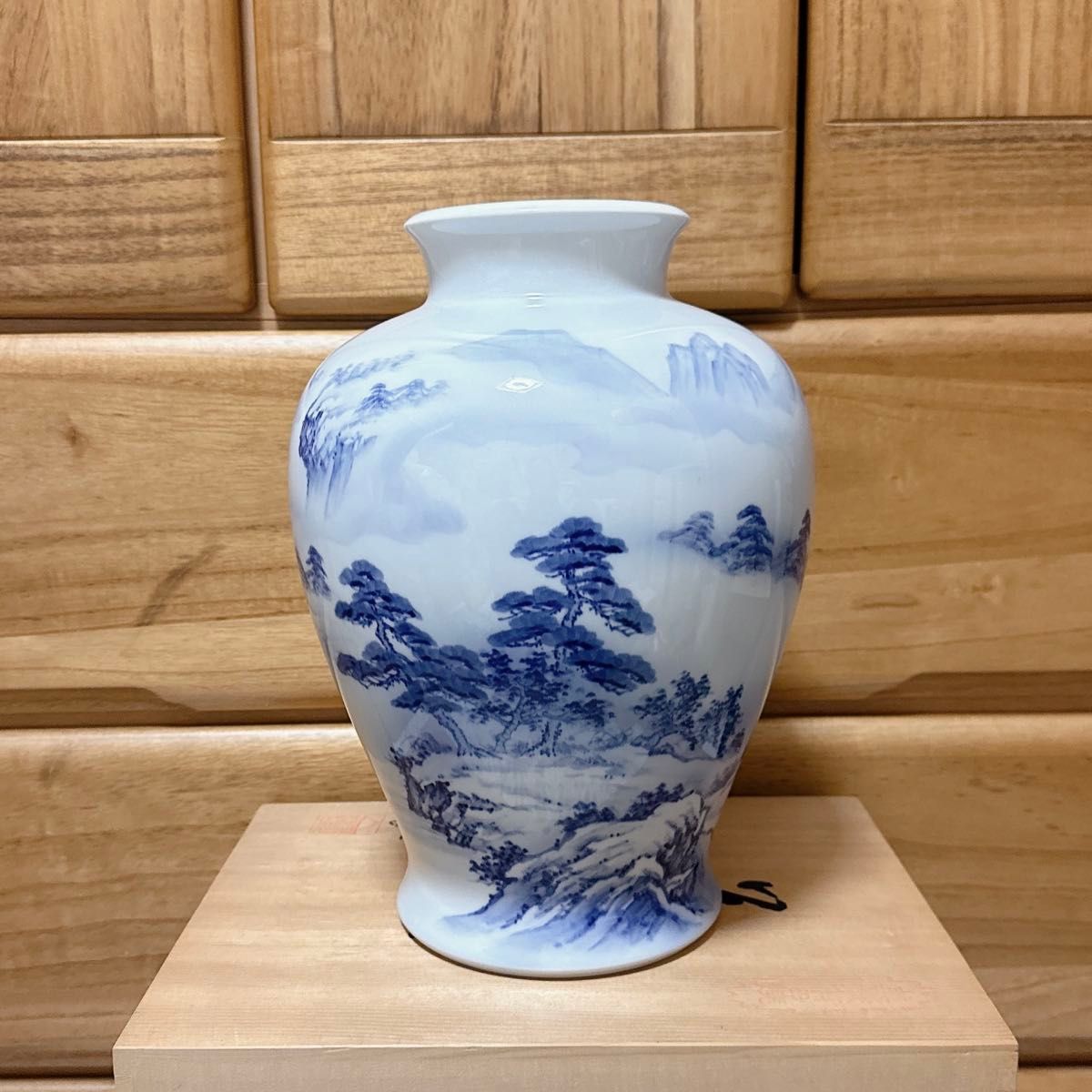 藤井朱明 壺 飾り壺 花器 日展人気作家 有田焼 大き早春花瓶 | Shop at