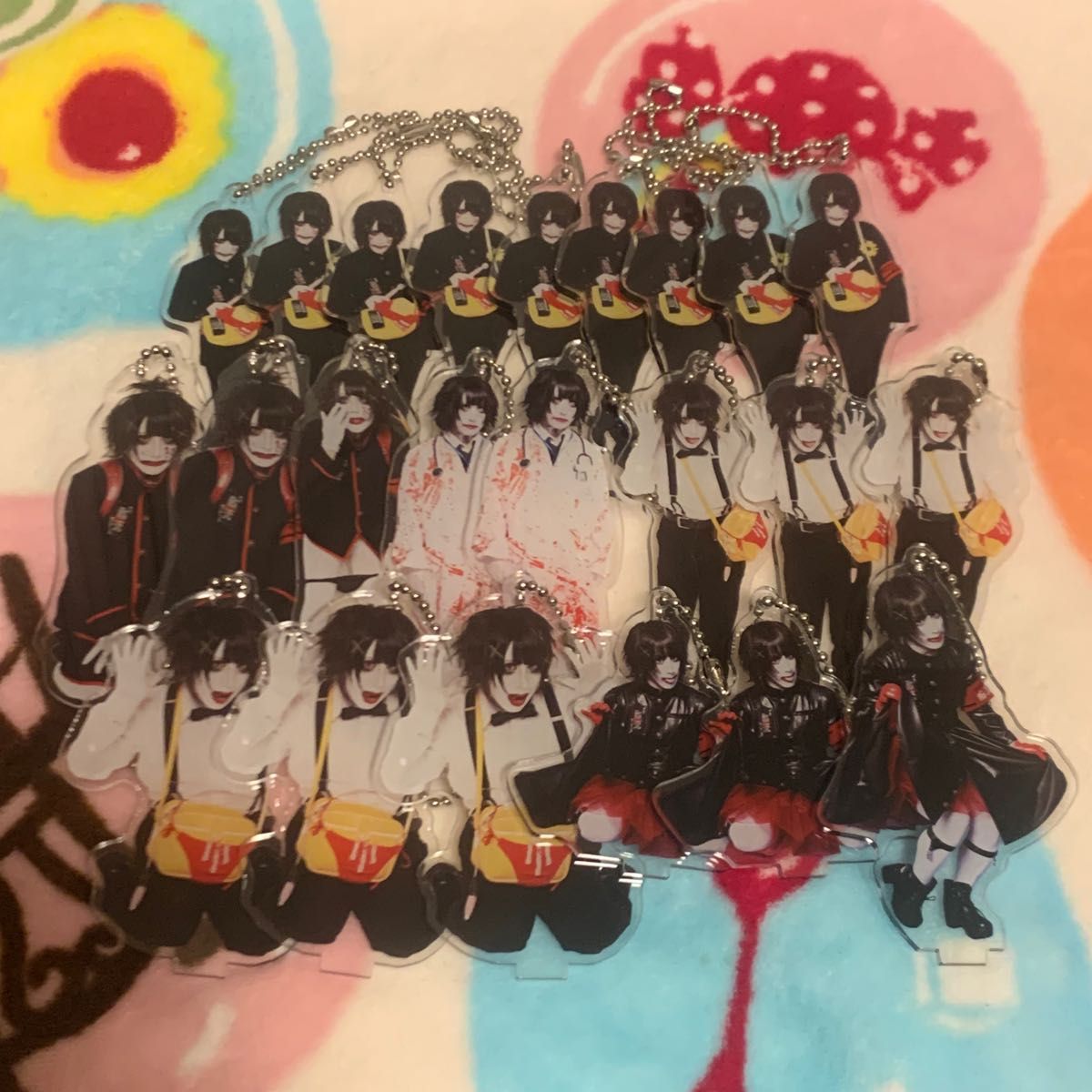 タレントグッズ400点以上のセットポストカード、ステッカー