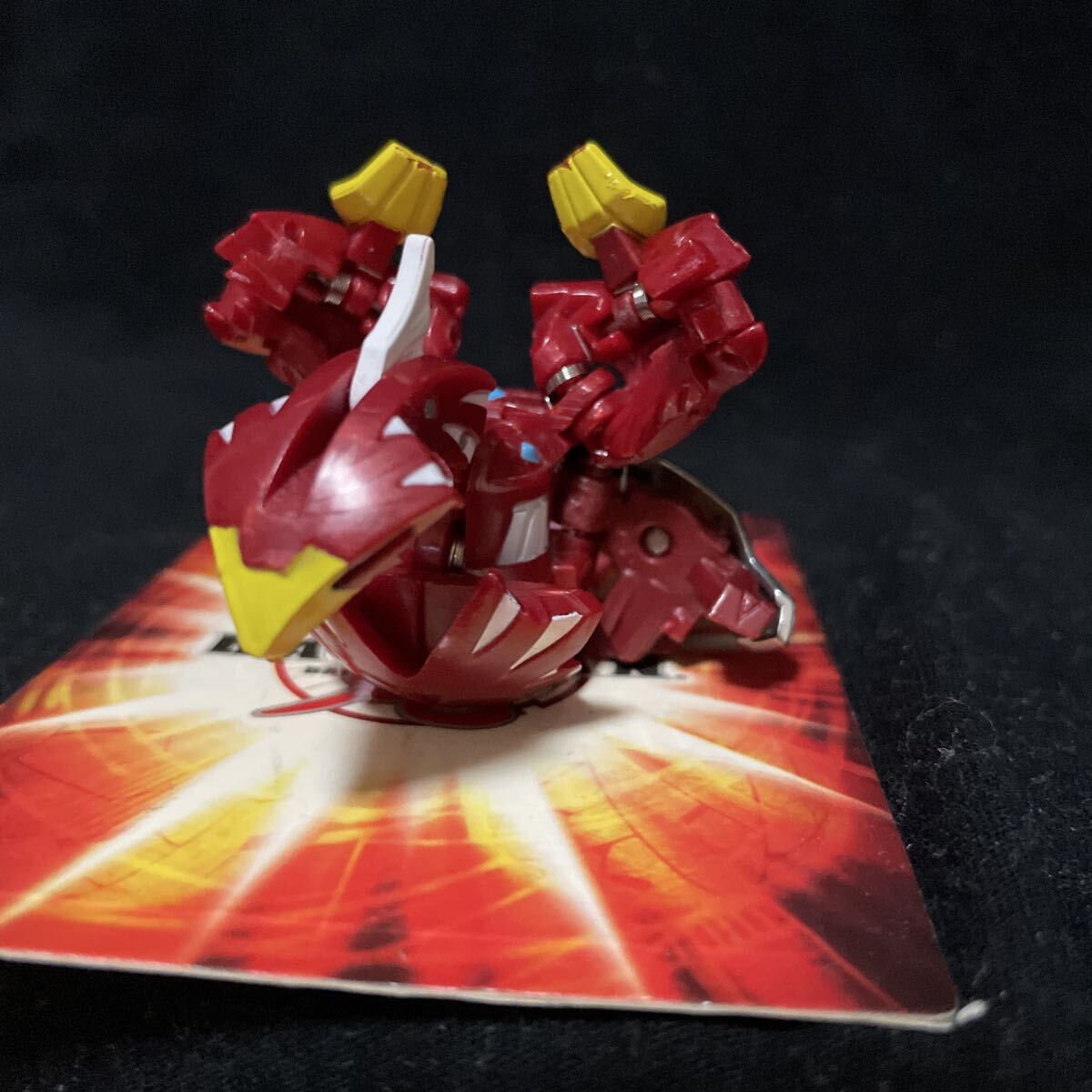 爆丸 バクガン ホワイト×ブルー×ゴールド 変形フィギュア | Shop at