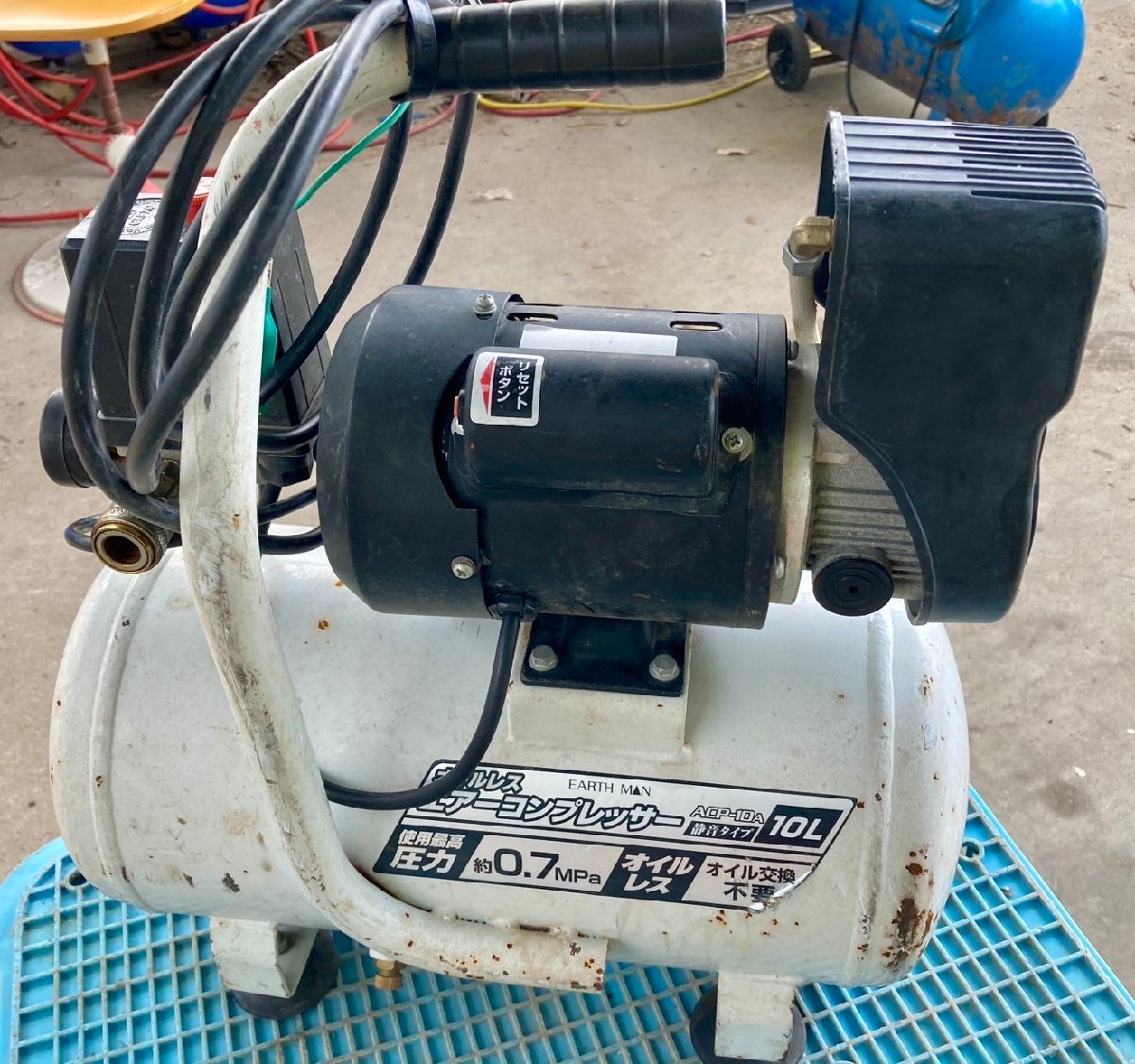 エアー コンプレッサー 中古 100v