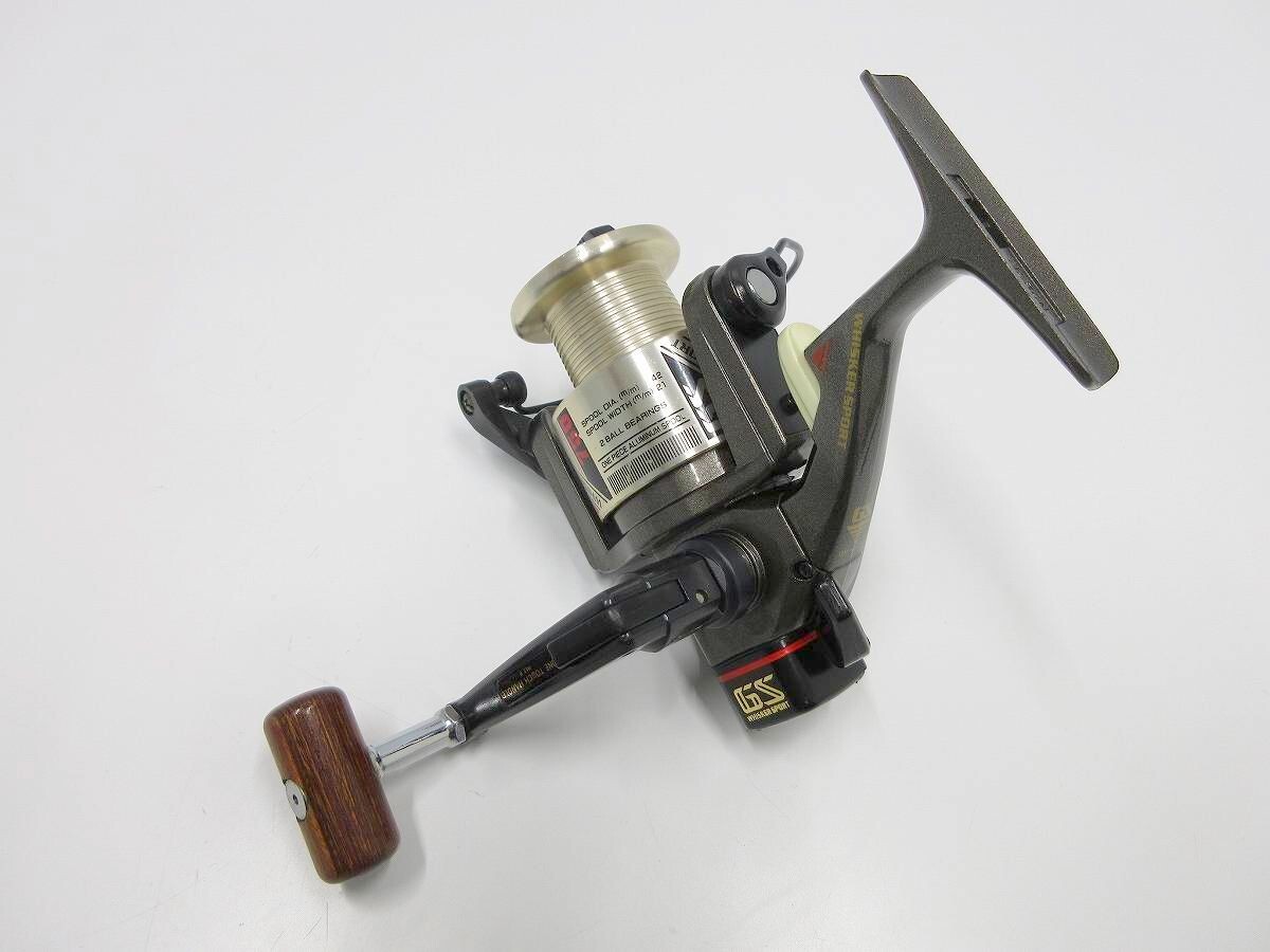 ダイワWHISKER TOURNAMENT SS 750 スピニング リール DAIWA ウィスカー