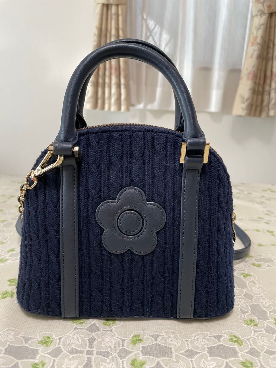 MARY QUANT マリークワント ショルダーバッグ ブラック デイジー 