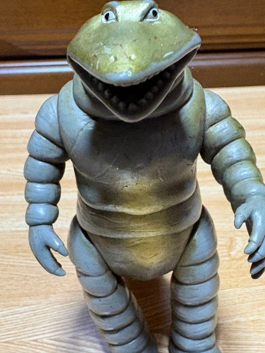 お宝昭和レトロ 1983年 43年前バンダイ日本製 ウルトラ怪獣