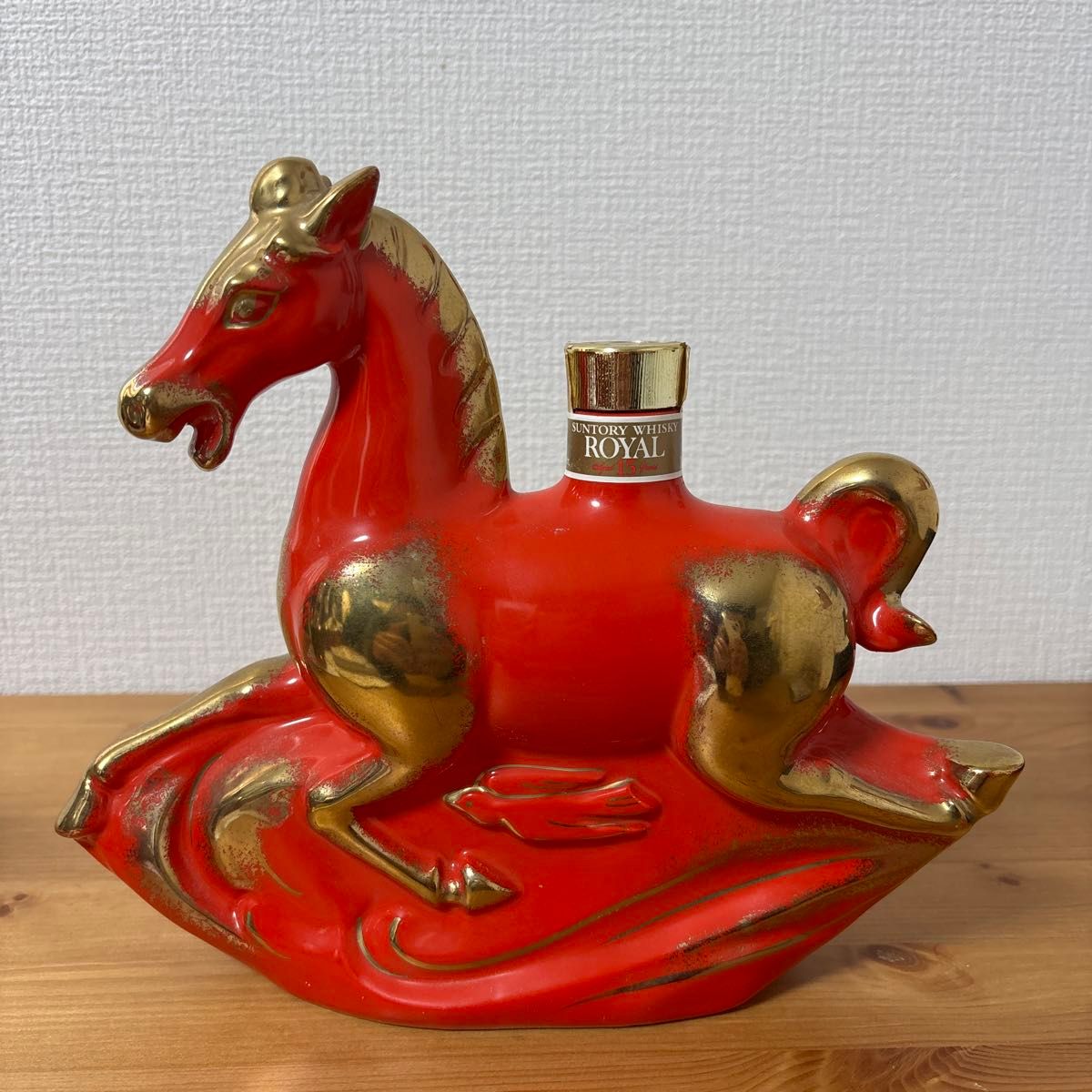 未開栓サントリーウイスキー馬ボトル古酒 サントリーオールドウイスキー 干支ボトル馬 未開栓 - メルカリ
