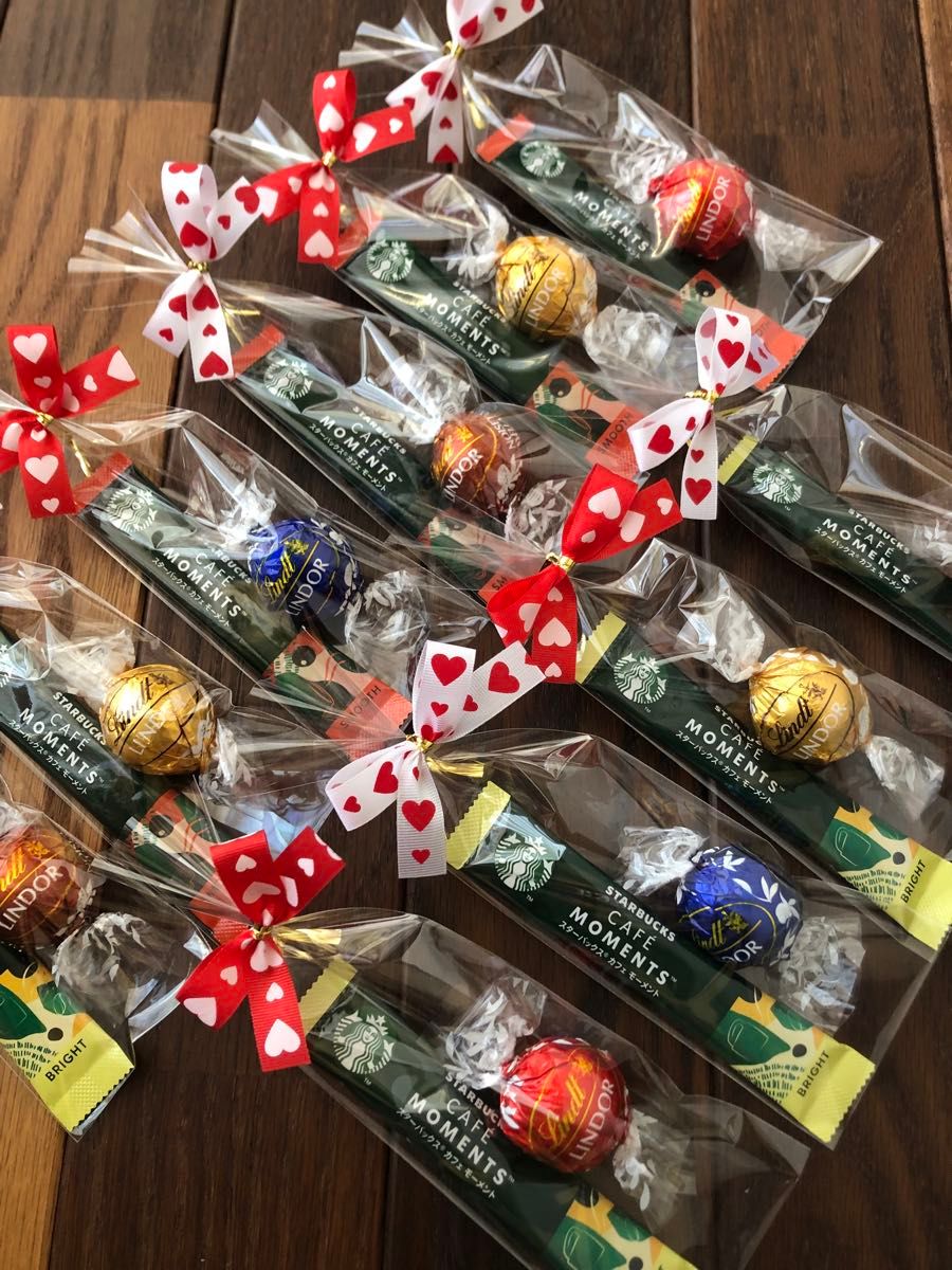 本日限定特価！サンキュープチギフト GODIVA ロータス ビスコフ