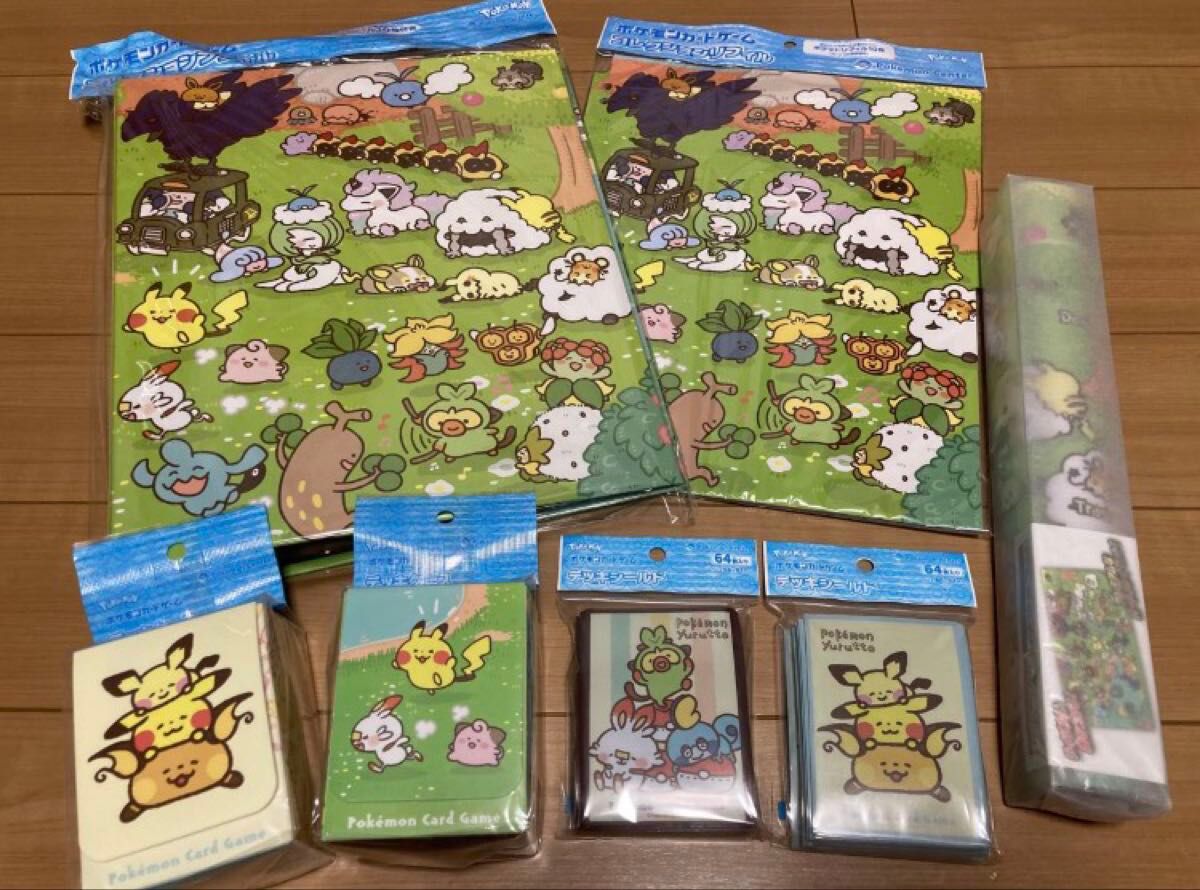 新品未開封 デッキシールドPokemon Yurutto クッションでまったり