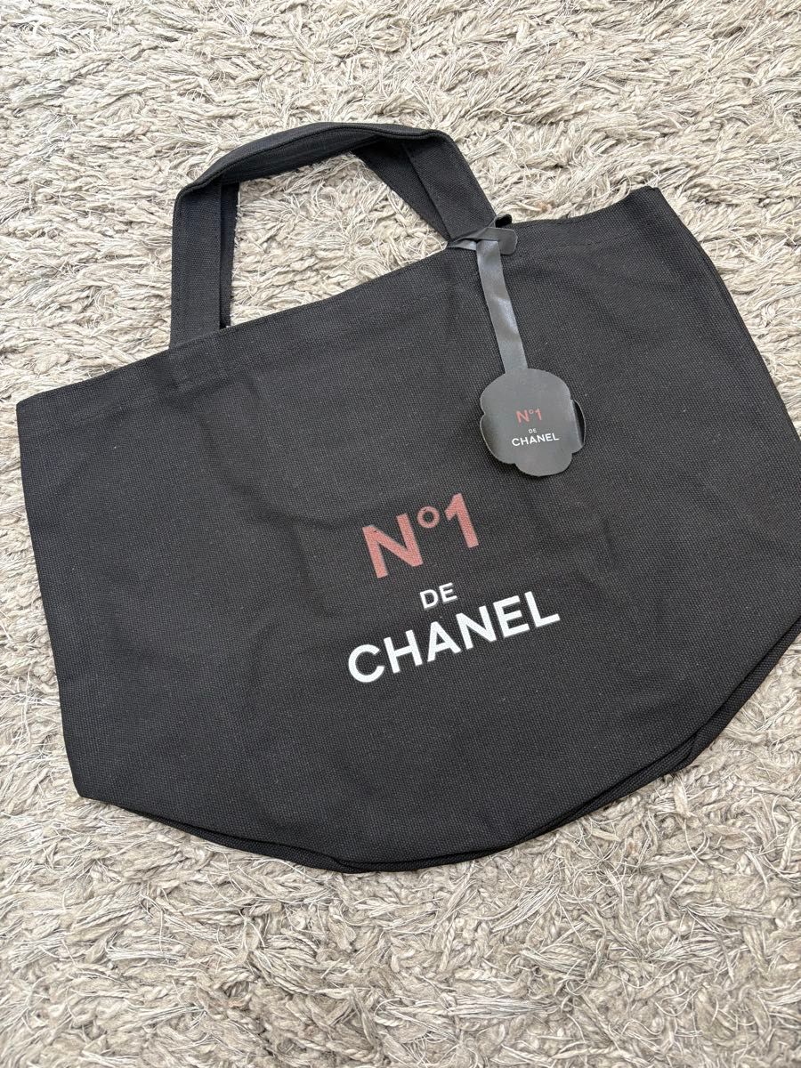 CHANEL シャネル ミニトートバッグ ノベルティ 中東地域限定 BLACK