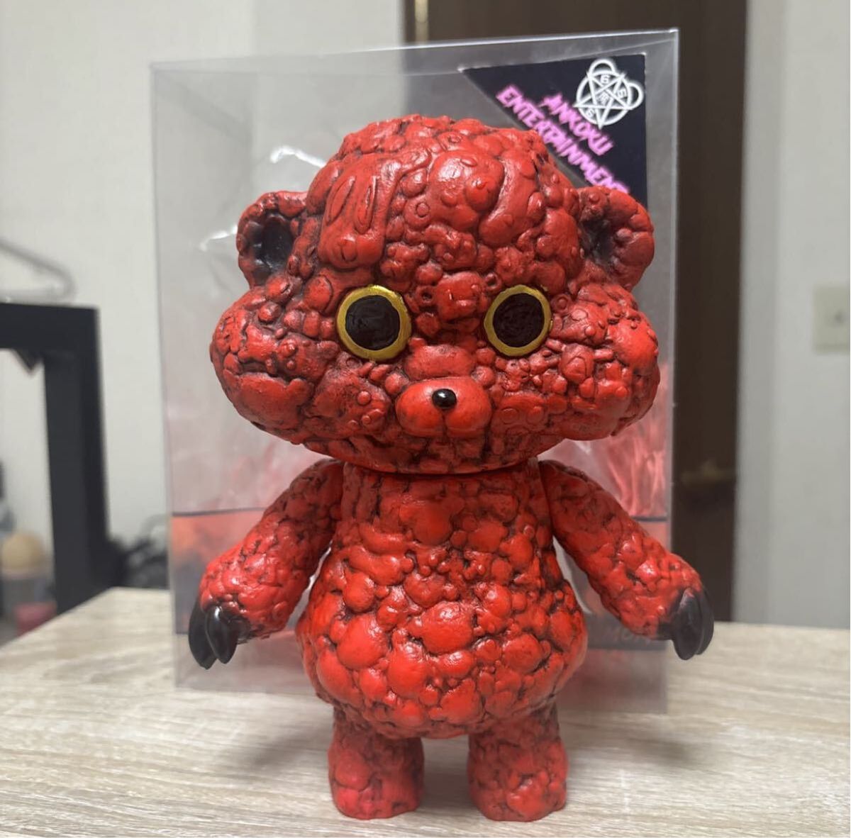 GRAPE BRAIN 手の目少女にぎるちゃん 1stカラーソフビフィギュア新品