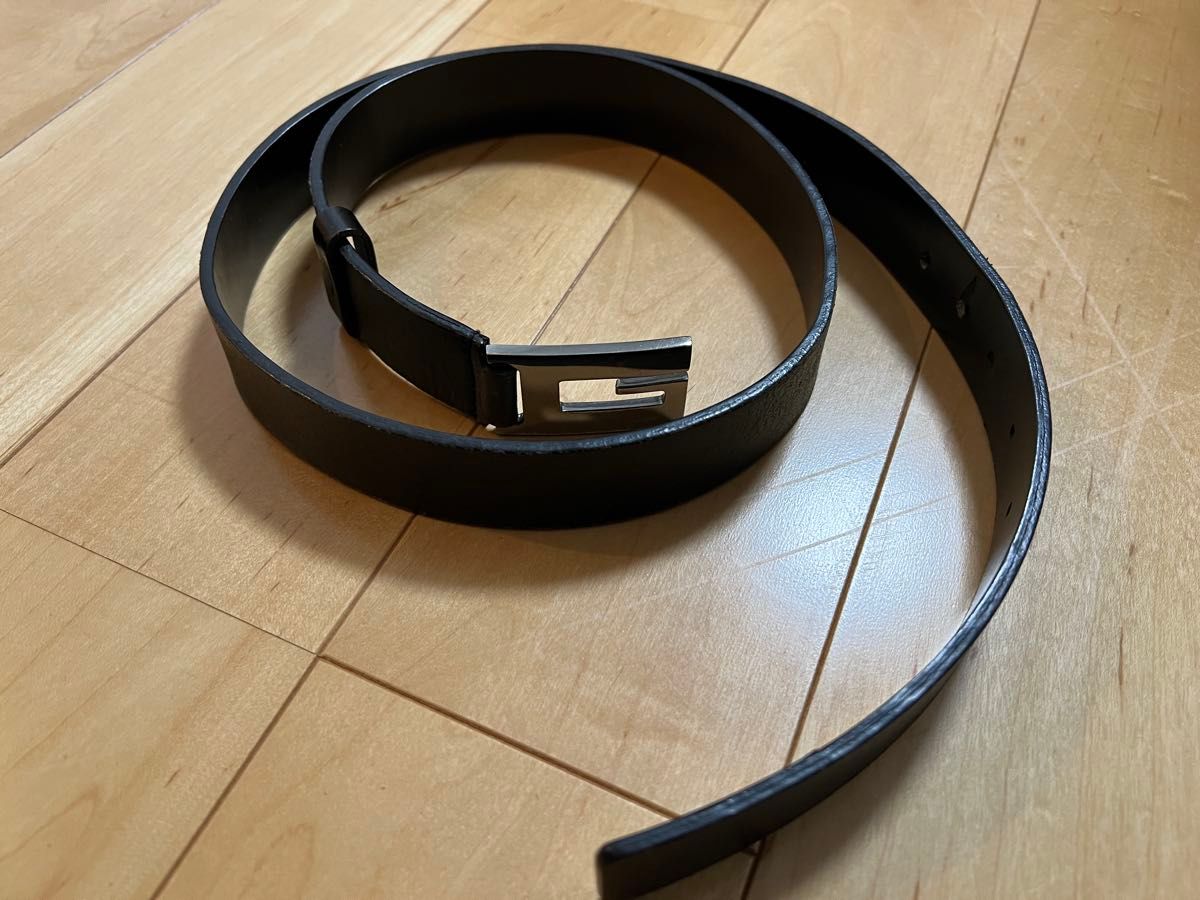 GUCCI グッチ イタリア製レザーベルト ブラック 黒 Gバックル インター