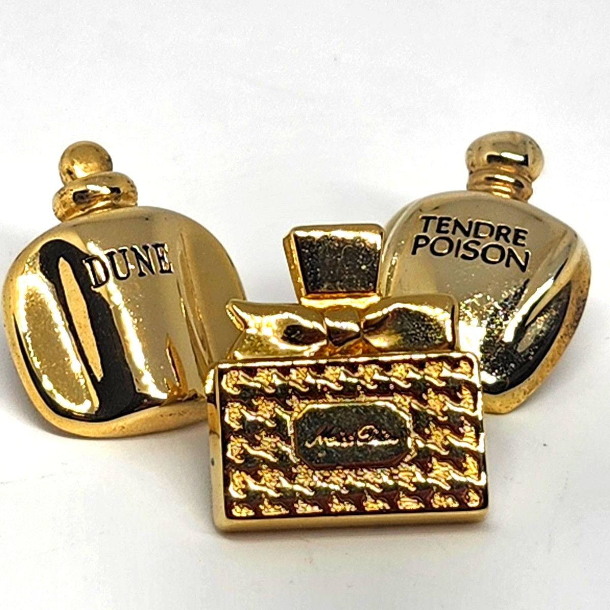 美品 Christian Dior ディオール ロゴ ゴールド ブローチ | Shop at