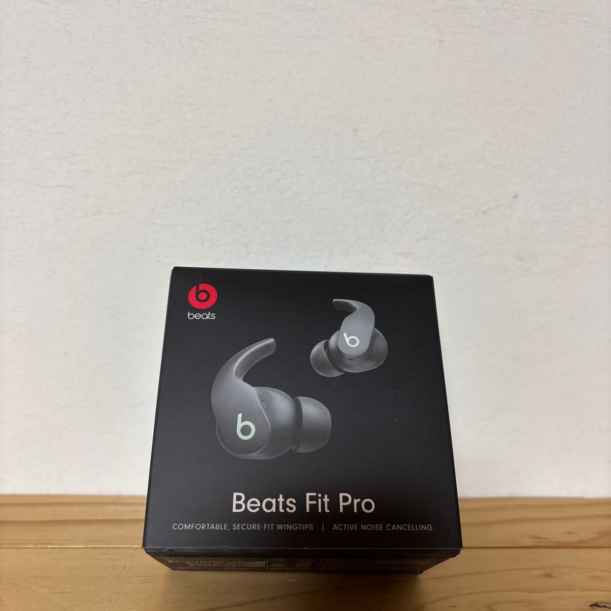 Beats Fit Pro 完全ワイヤレスイヤホン ブラック 充電ケース付き