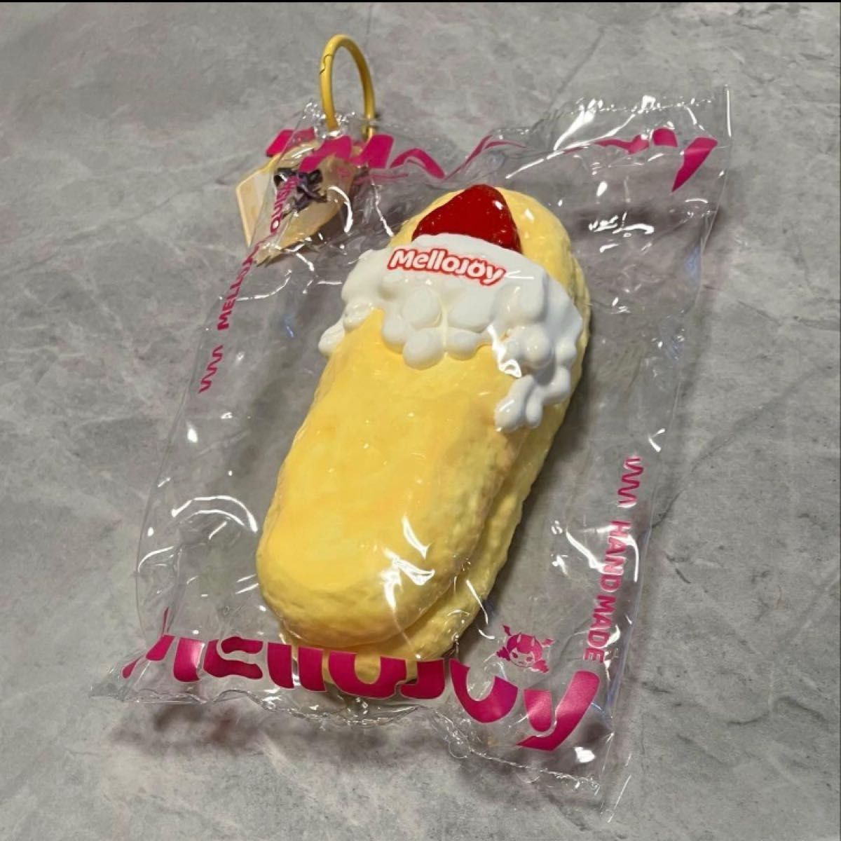 mellojoy メロジョイ スクイーズ スフレ いちご ストロベリー | Shop