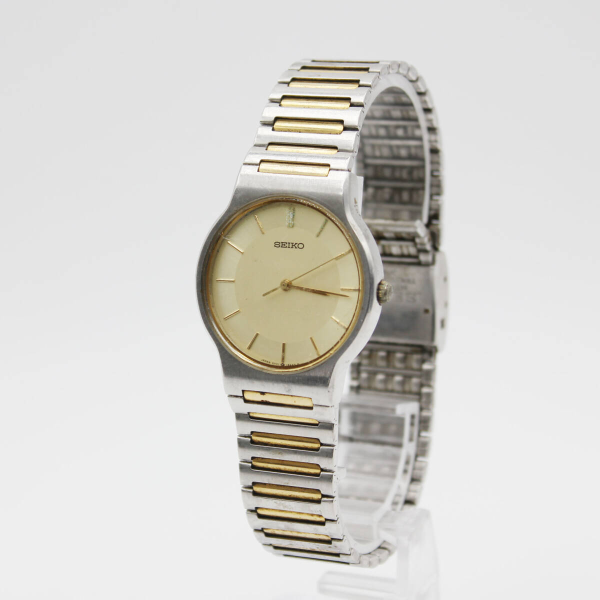 SEIKO vintage 80s 腕時計 5P31-5C50（稼動品） SEIKO5 スクエアの値段 