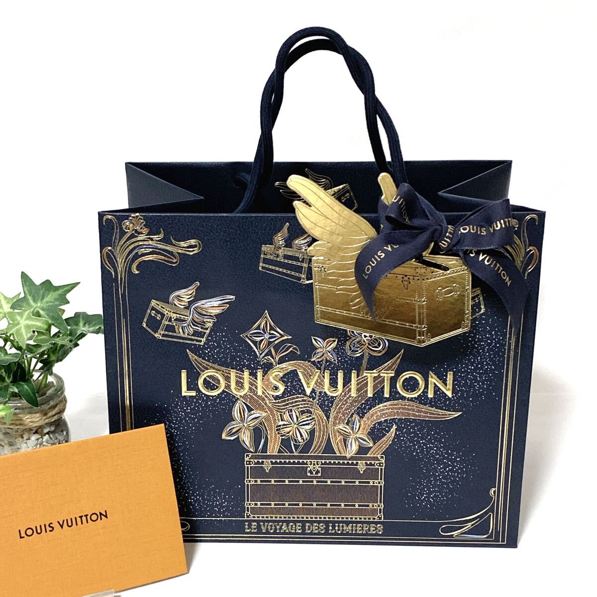 ルイ・ヴィトン LOUIS VUITTON ショップ袋 紙袋 ショッパー ギフト
