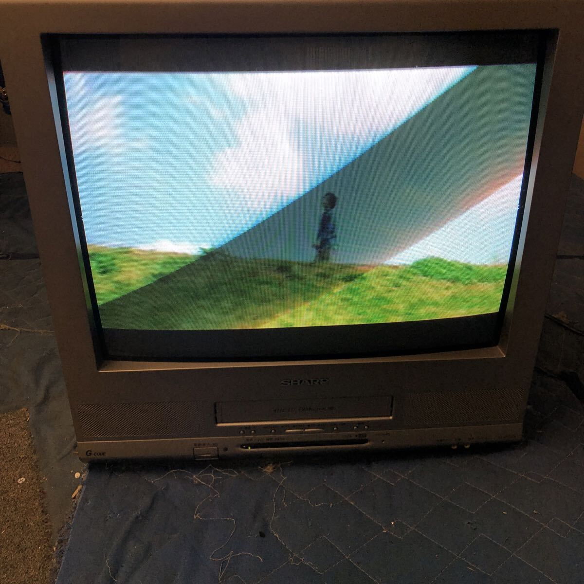 ビデオ内蔵型テレビ