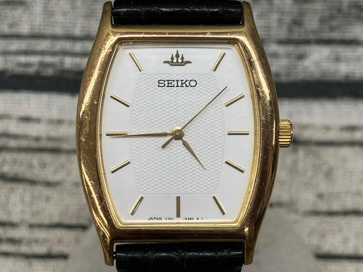 SEIKO v701