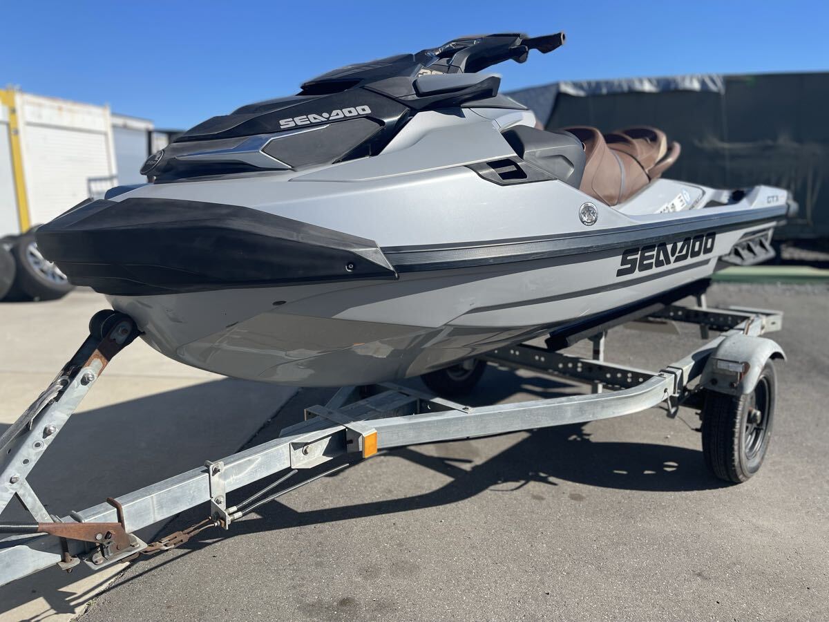 シードゥ WAKE PRO 215 委託艇 トレーラー付 中古艇・新艇 | 中古 