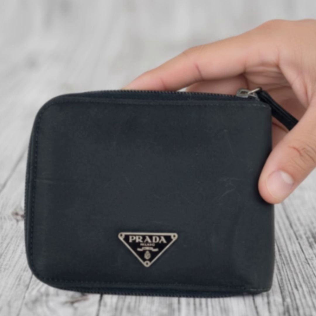 ① PRADA プラダ キーケース ナイロン ブラック 三角ロゴプレート付