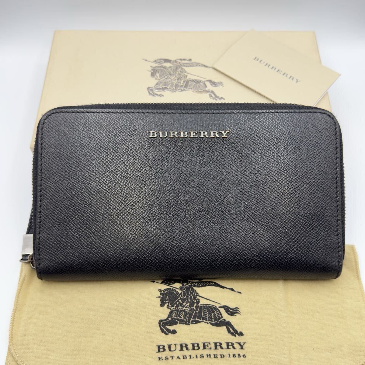 美品ブラックレザーノバチェック二つ折り財布 バーバリー BURBERRY 二つ折り財布 ノバチェック ブラック | Shop at